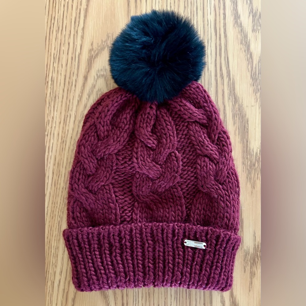 Steve Madden Knit Beanie Stocking Cap Hat, wine/ burgundy, black faux fur pom